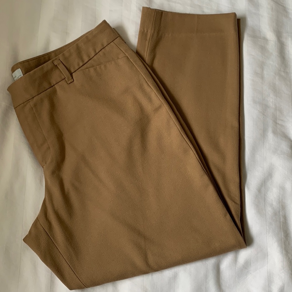 Gap tan slim cropped pants EUC